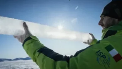 Antarctic cave to house samples from melting glaciers