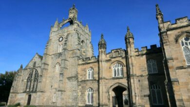Lecturers at two Scottish universities approve strikes in disputes over cuts