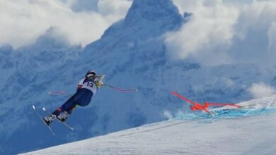 Lindsey Vonn breaks leg in Olympic comeback crash, airlifted to hospital
