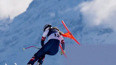 Vonn remains defiant after crash as skiers back race call