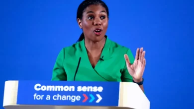 Kemi Badenoch accuses Labour of naivety on Iran amid global military buildup
