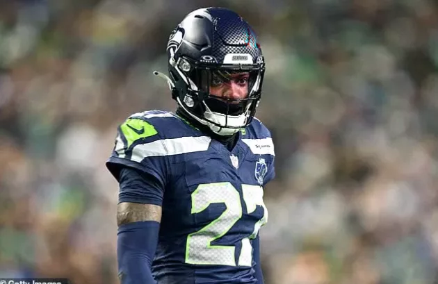 Lucrative Seahawks deal for receiver prompts criticism as champions continue spending spree
