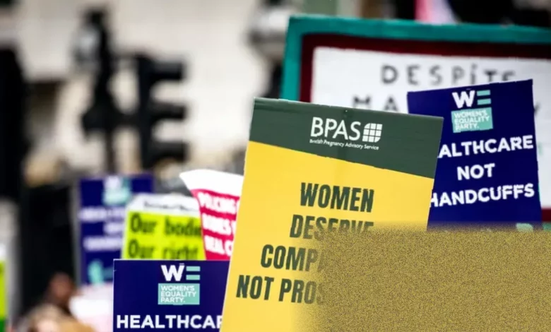 Peers weigh changes to abortion decriminalisation bill