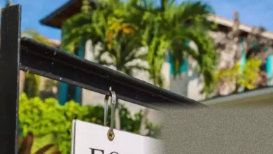 Super-rich influx to Florida property market prices out residents