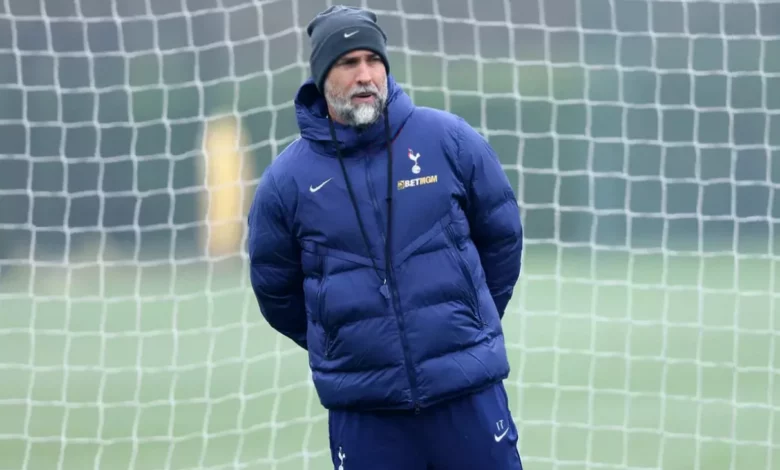 Tottenham manager Igor Tudor looks concerned on the touchline during a match.