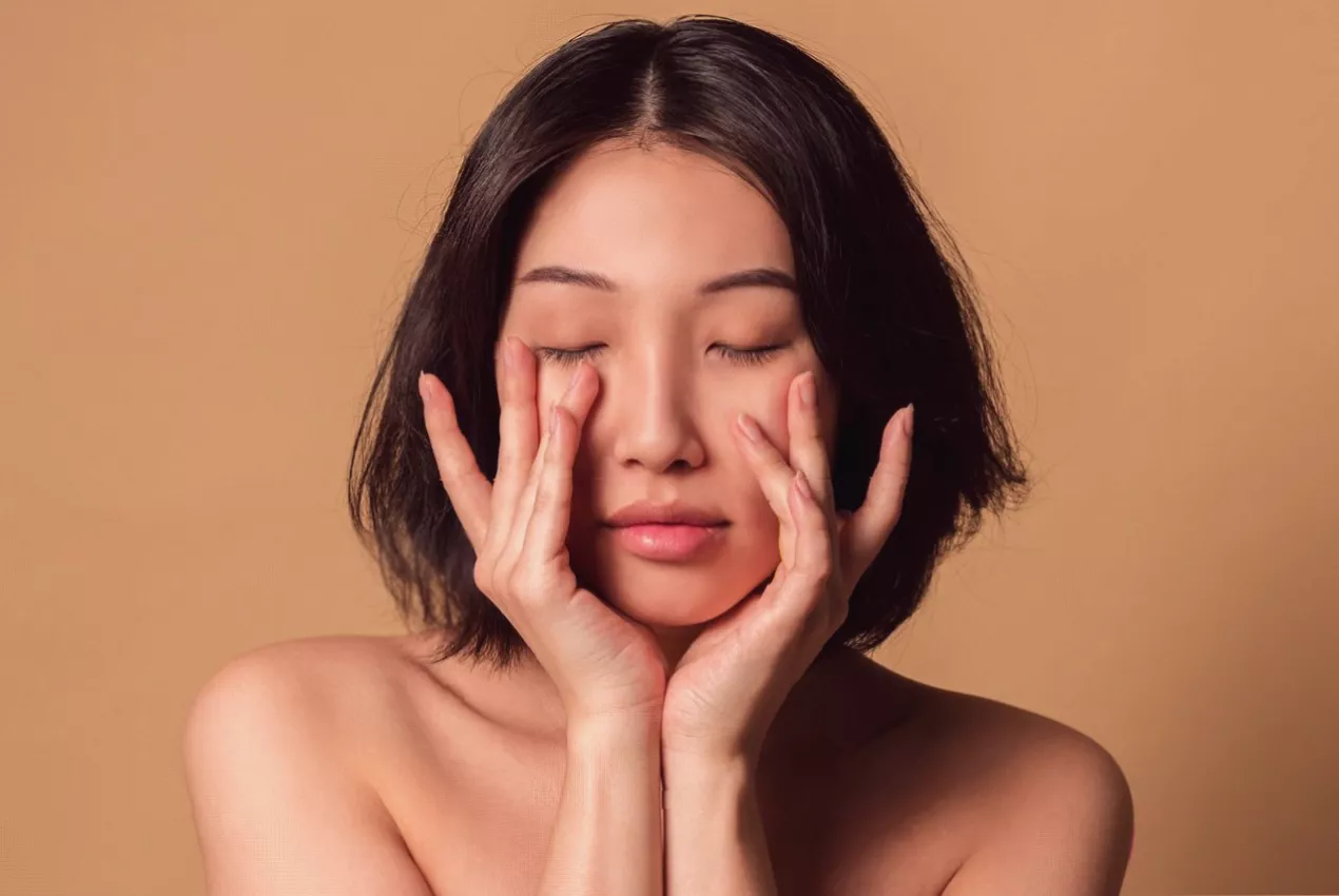 Graph showing the projected growth of the UK K-beauty market to 2033.