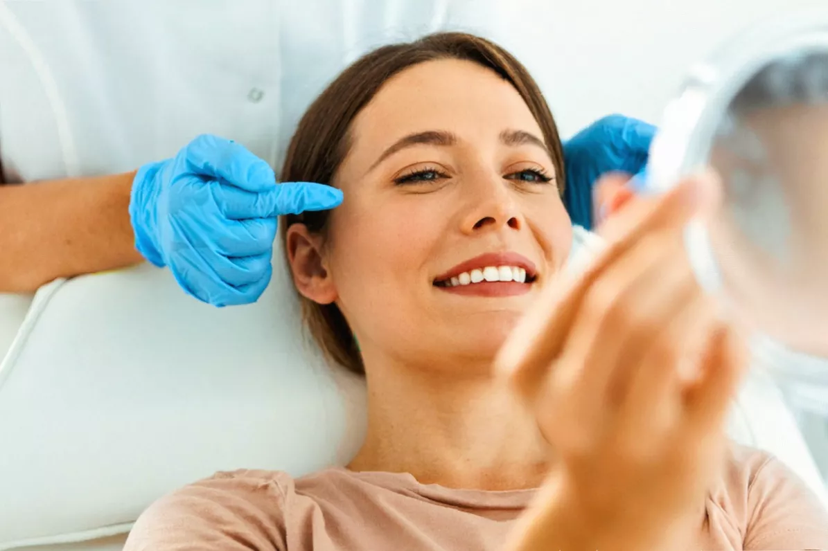 Conceptual image showing skin elasticity and hydration improvement.