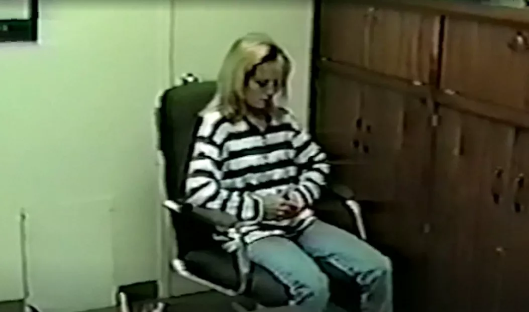 Pink and purple Volkswagen Beetle linked to 1998 Texas murder scene
