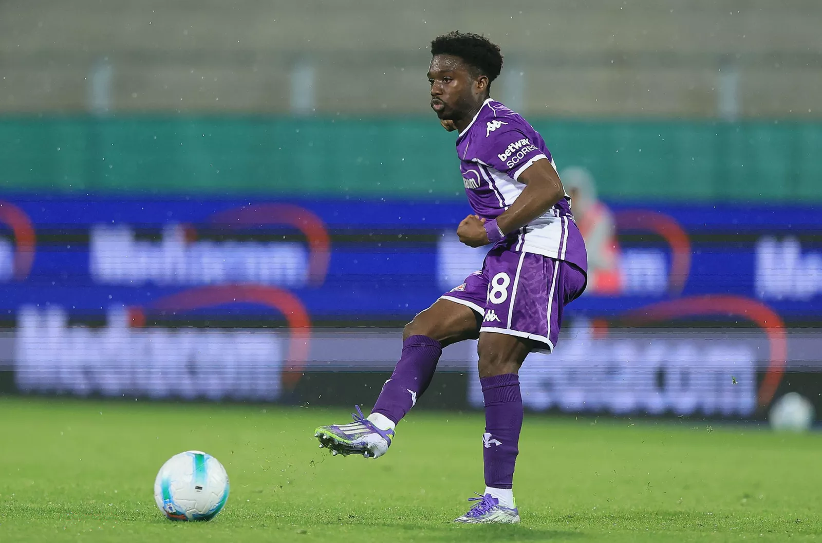 Tariq Lamptey in action for Brighton during a Premier League game