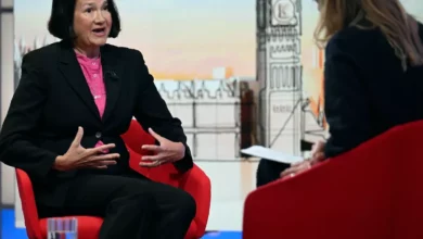 A Labour backbencher issues an ultimatum to the cabinet over the prime minister's position