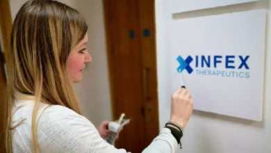 Laboratory research into new treatments for antimicrobial resistance