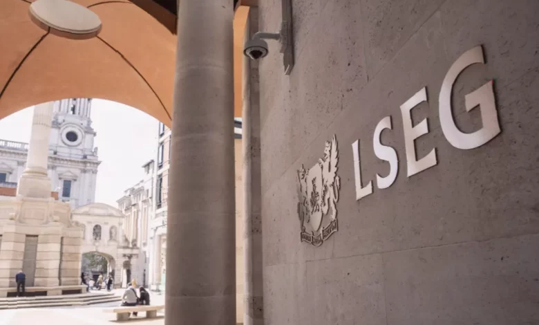 Traders on the London Stock Exchange floor during a market sell-off