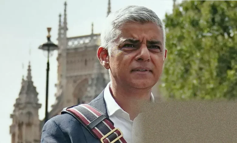 London mayor Sadiq Khan outside City Hall announcing the block on the Palantir contract