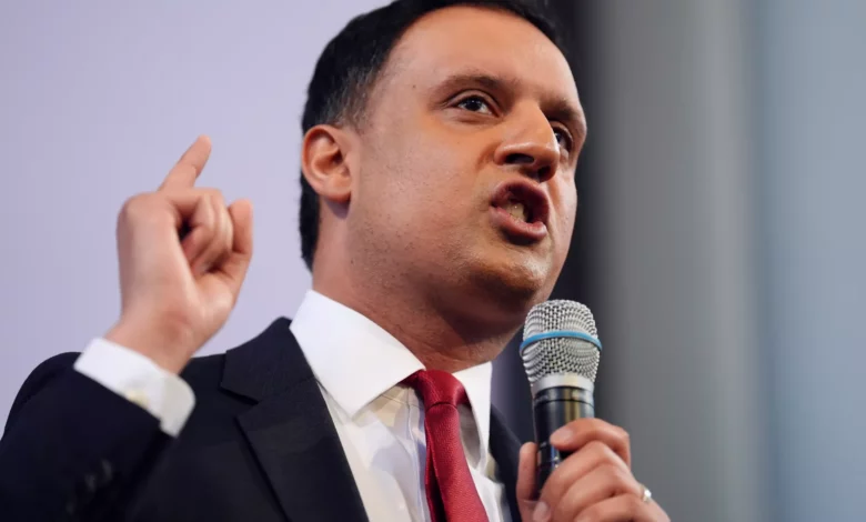 Scottish Labour rally in Glasgow with party leader speaking at podium