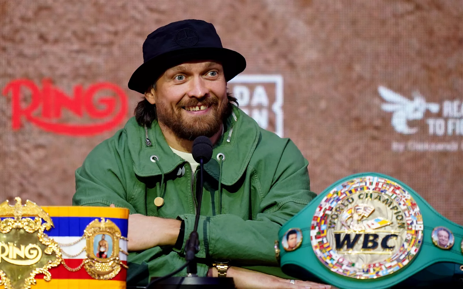Undercard bout between Hamzah Sheeraz and Alem Begic for vacant WBO super-middleweight title
