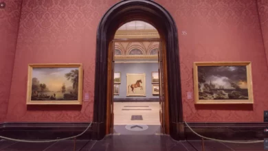 Digital walkthrough of National Gallery rooms showing artwork hung on walls