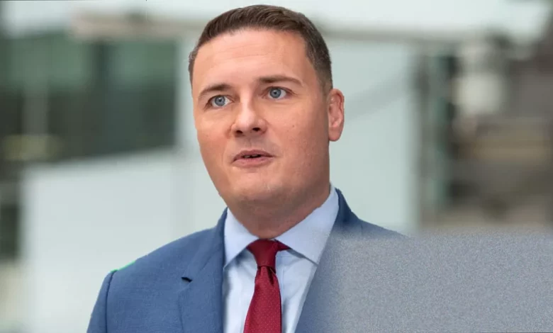 Wes Streeting speaking at a political event in Westminster