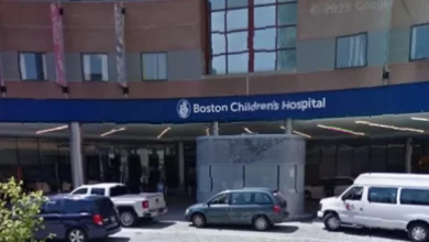 AI analysis of genetic data in a hospital research lab