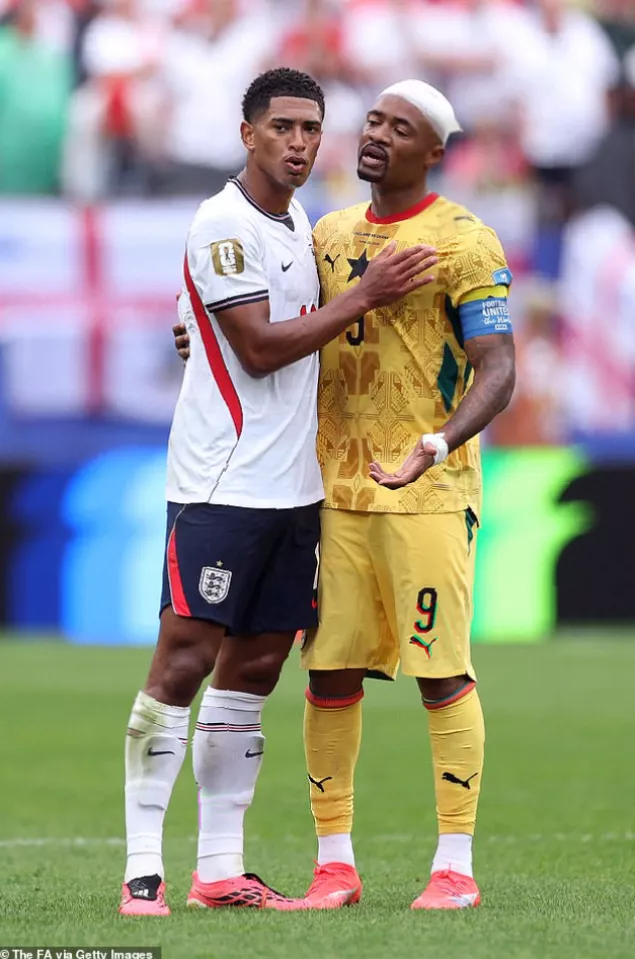 Referee Said Martinez showing a red card to Paraguay's Miguel Almiron in an earlier tournament match.