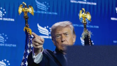 A 927-page financial disclosure report detailing Trump's 2025 earnings